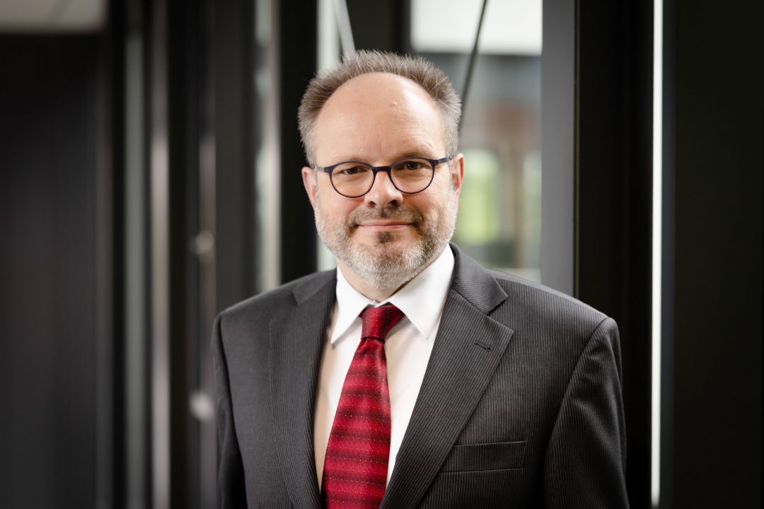 Frank Uek&ouml;tter
